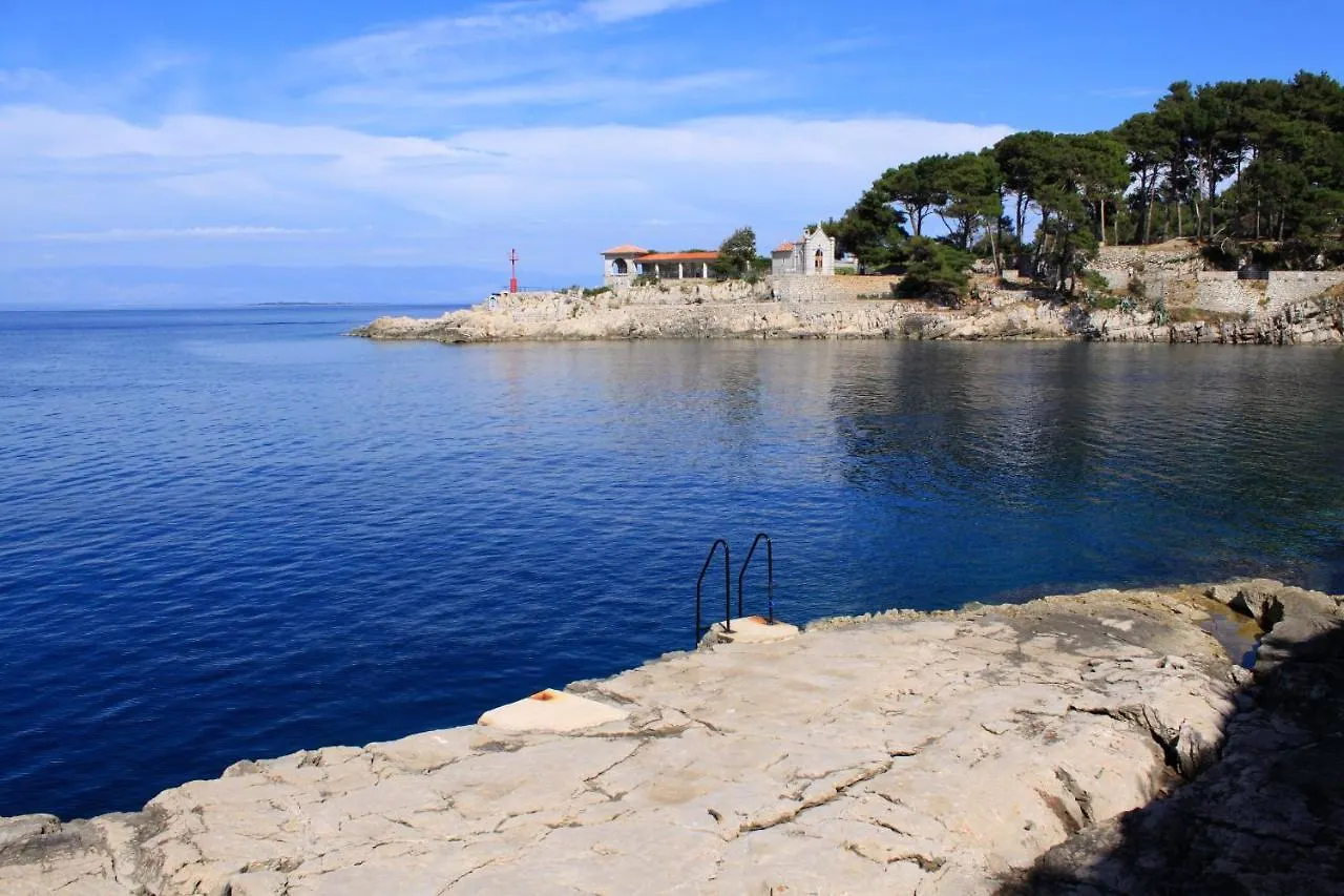 Apartments With A Parking Space Veli Losinj, Losinj - 8029 0*,