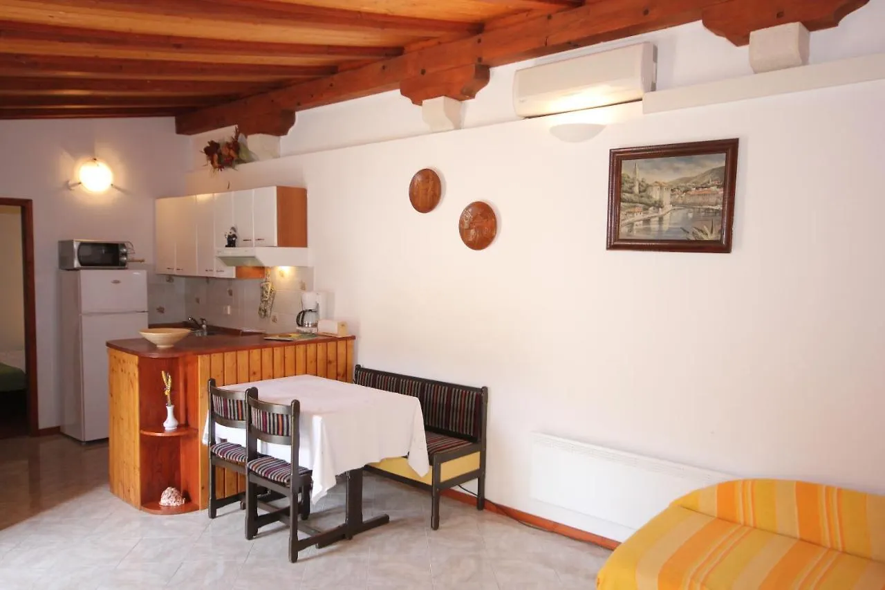 Apartments With A Parking Space Veli Losinj, Losinj - 8029