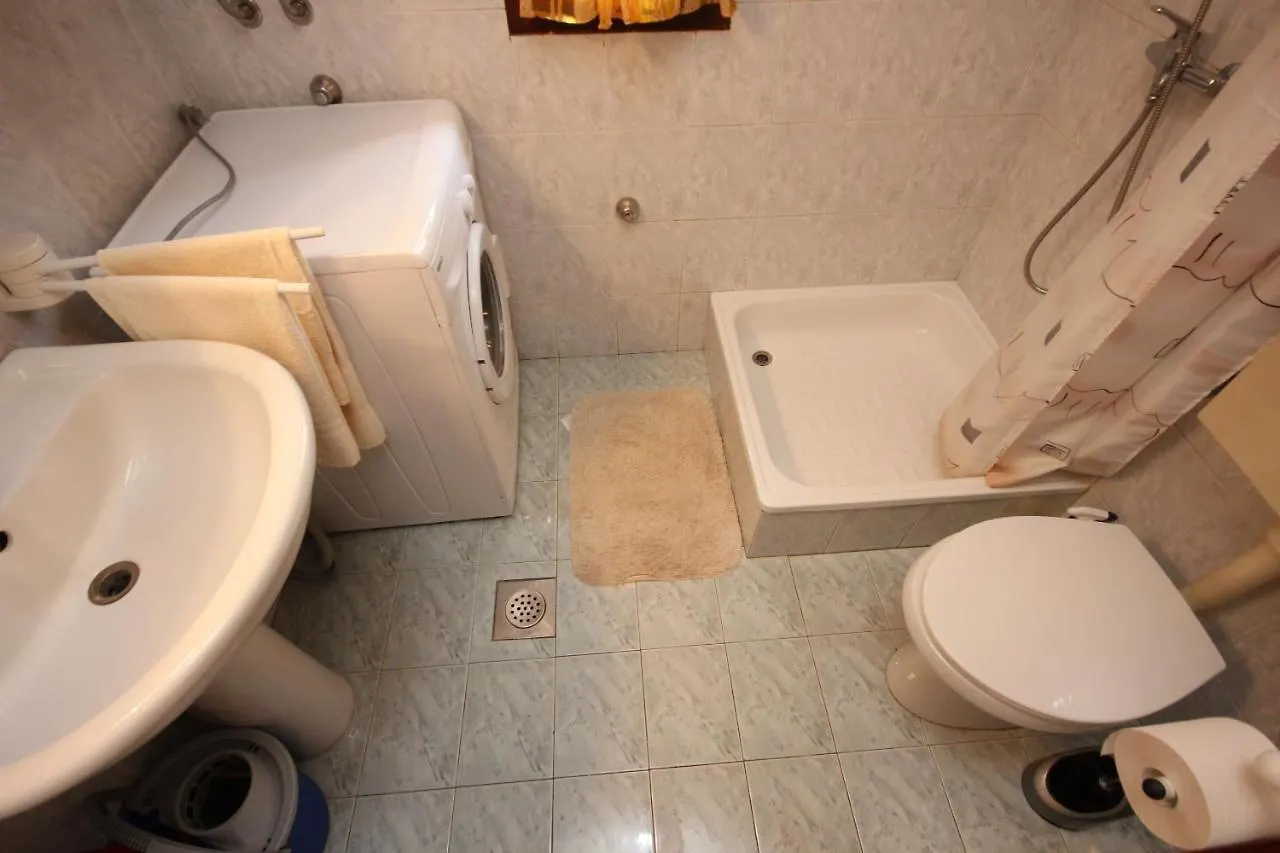Apartments With A Parking Space Veli Losinj, Losinj - 8029